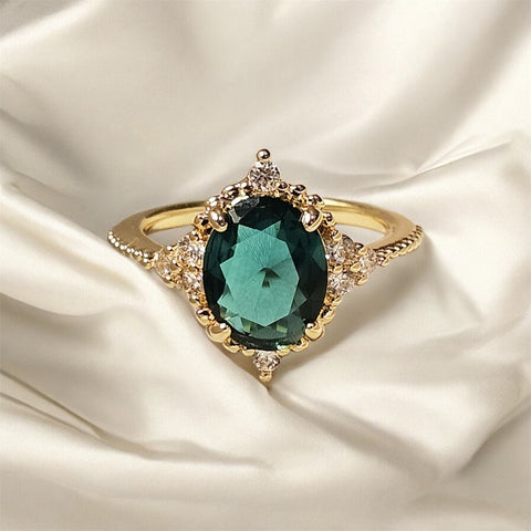 Oval Cut Emerald Ring