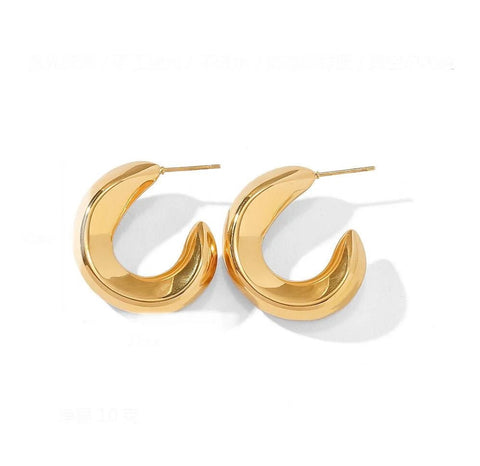 3 C/Shape Ear hoops pair