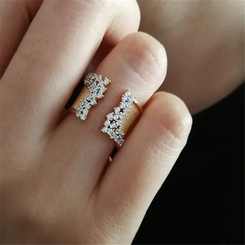 White Zircon Stone Classic Ring