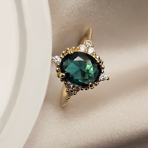 Oval Cut Emerald Ring